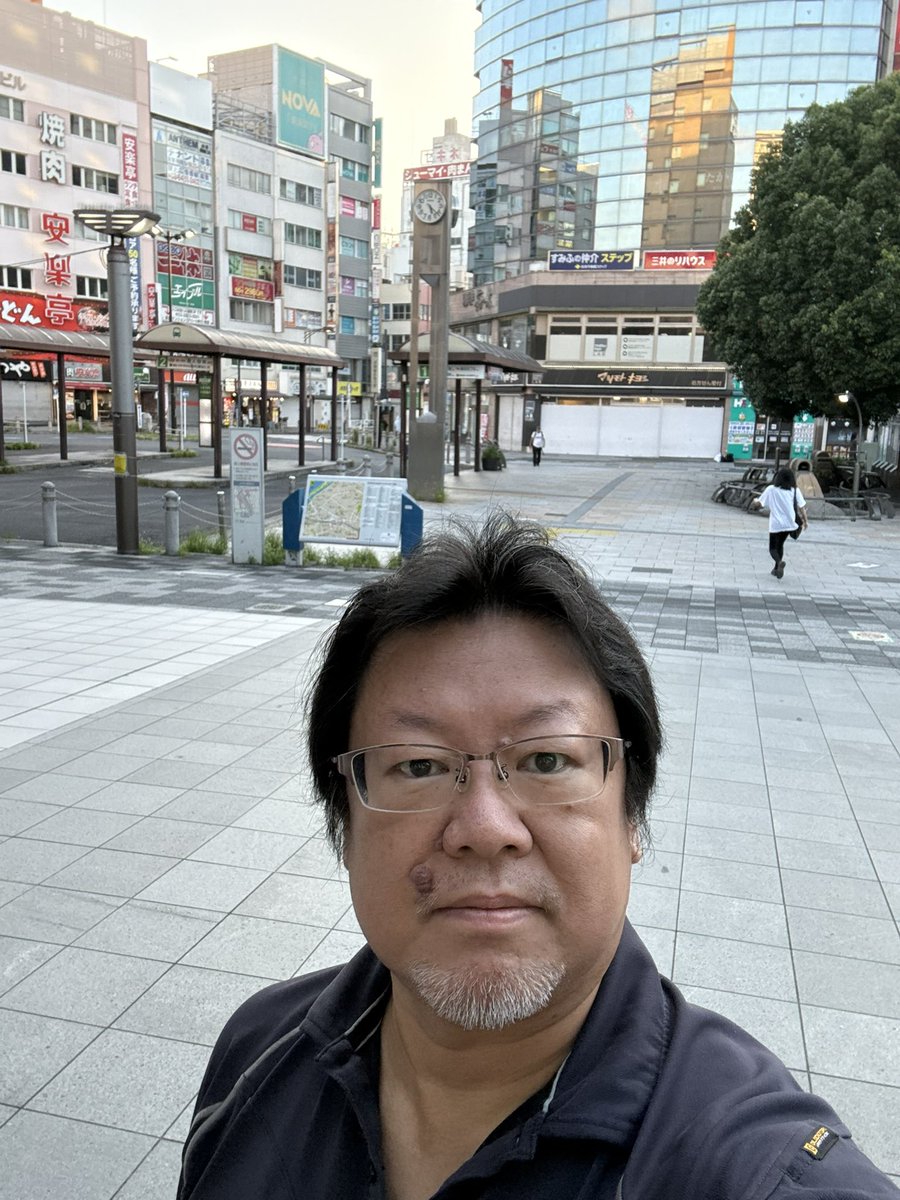 GenseiryuM's tweet photo. 全力全開の夏期講習会14日目❗️

さぁ❗️今日も‼️
スピード感溢れる勉強をしていくんだ❗️

ぐだぐだ勉強するな❗️姿勢を正せ‼️
大きく息を吸って胸を張れ‼️

お前たちの可能性は無限大♾️‼️
本気は無敵❗️全力に不可能はなし‼️
絶対に合格するぞ❗️

#学習塾 #武道教室 #不登校支援 #総合学習会AREX https://t.co/8blV6pNCsH