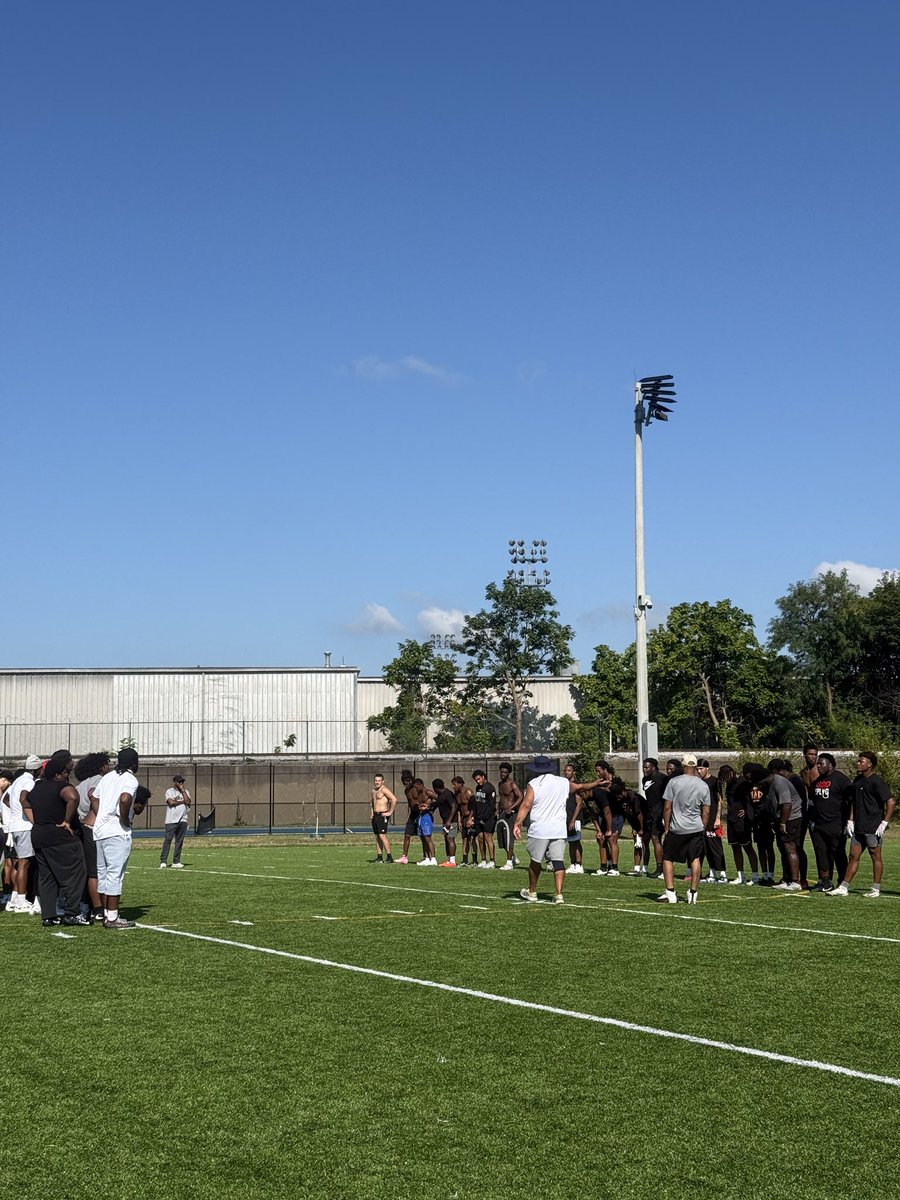 LouThunderFB's tweet photo. Fall Camp Day 1✅

#TheHerd #StepIntoTheStorm https://t.co/hq7u6B1B91