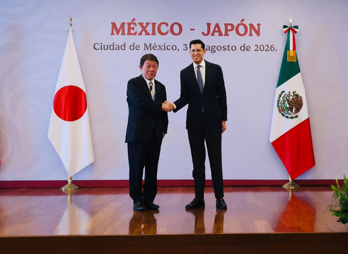 r_velascoa's tweet photo. En el marco de la Asociación Estratégica Global México–Japón, dimos la bienvenida en la @SRE_mx al ministro de Asuntos Exteriores, @moteging, y su delegación. Agradecemos que México sea la primera escala de su gira por América Latina y el Caribe.

Nos une la relación diplomática más antigua de México en Asia-Pacífico, marcada por la cercanía y el apoyo mutuo en momentos difíciles. Tuvimos un productivo intercambio para profundizarla en lo político, económico y de cooperación.

Vivimos un momento inédito: por primera vez, una mujer encabeza el gobierno de México y otra el de Japón. Bajo el liderazgo de la presidenta @Claudiashein y la primera ministra @Takaichi_Sanae, seguiremos impulsando y consolidando la relación bilateral en beneficio de nuestros pueblos.