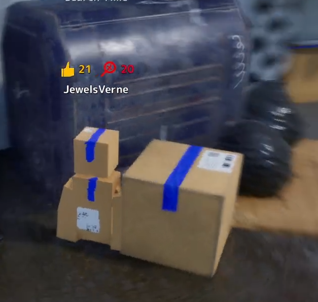 JSniperton's tweet photo. Her: "No artists are allowed to play with us"

Also her: https://t.co/aNb61jg7iR