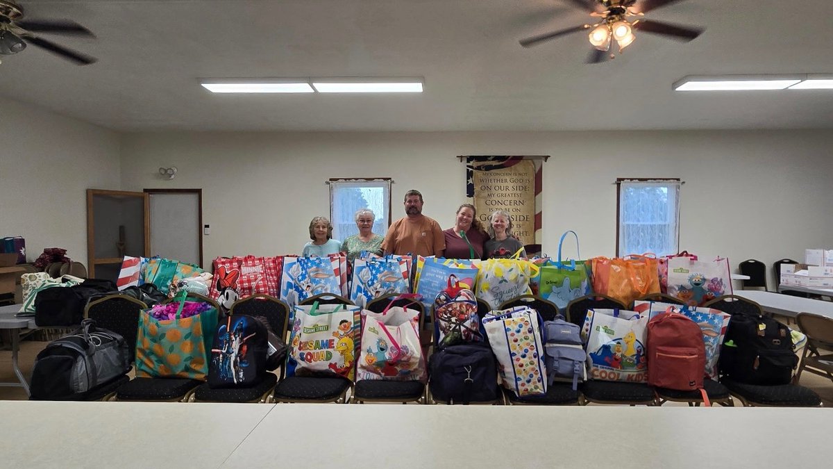 fcjfs's tweet photo. A massive THANK YOU to Mt. Zion Church! This past week, Mt. Zion Church generously donated roughly 42 bags full of essential supplies for children in foster care. Thank you for making a difference! #FosterCareSupport #CommunityPartners #FosterTheFuture #SupportingOurYouth https://t.co/RcL95FD6oi