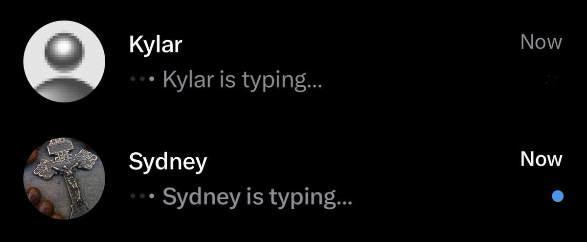whitneyagain527's tweet photo. Freak 1 and freak 2 in my dms🖕🖕🖕🖕🖕 Omds these cunts can’t piss off https://t.co/hmEtVqrmQr