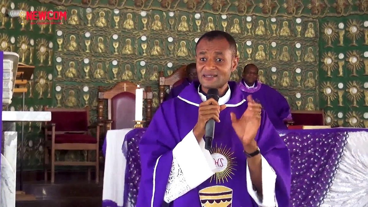 ParallelFacts's tweet photo. “Respond With Facts, Stop Barking Like Dogs” — Fr Oluoma Knocks Daniel Bwala, Onanuga Over Attack on Cardinal Onaiyekan https://t.co/f4LSKna6rf https://t.co/UAJEEH3Sg5