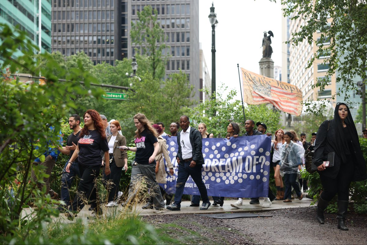 AbdulElSayed's tweet photo. We marched for the many. Michigan, get out there and VOTE for the many. https://t.co/fv9lA9JbYL