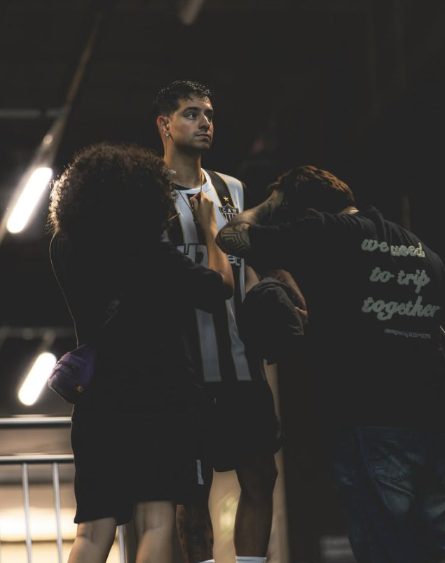 galocord_ofc's tweet photo. 🚨URGENTE🚨

Victor ''Coringa'' está sendo contratado pelo galo, meia com passagens na serie B e MLS chega para ser o novo ''Camisa 10'' do time https://t.co/qtOXZWiaKd