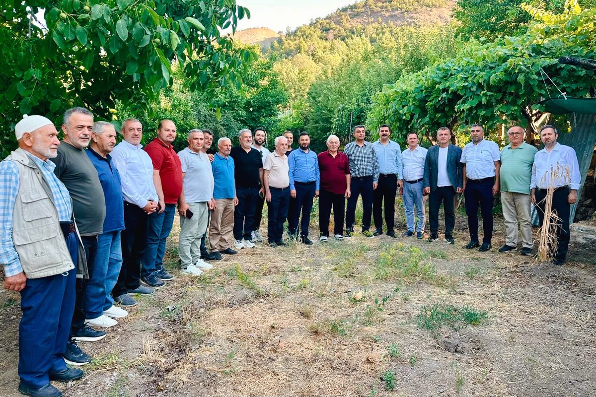 MevlutOztekin's tweet photo. 📍Sivas Koyulhisar;

Kaymakamımız Yunus Emre Yıldız, Belediye Başkanımız Bora Karakullukçu, İlçe Başkanımız Mustafa Oruç ve değerli hemşehrilerimiz ile bir aradayız.

Nazik misafirperverlikleri için teşekkür ediyorum.

📍Boyalı Köyü
📍Yukarıkale Köyü https://t.co/s6NHvilpsu