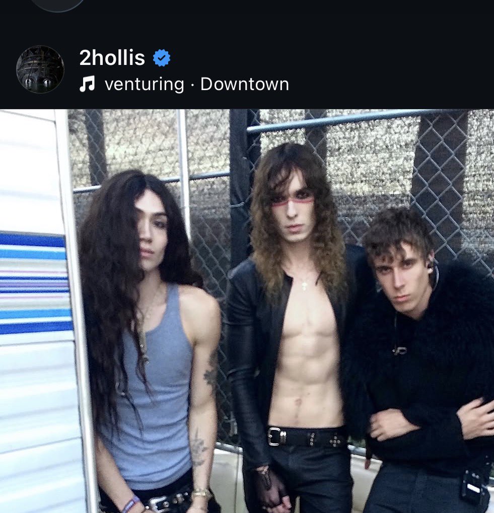 elziax's tweet photo. what does this all mean https://t.co/1lGwUUI3Kb