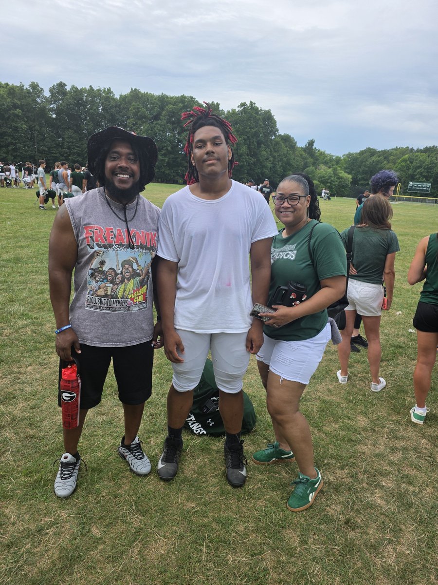 JAMESDAD84's tweet photo. It all starts with family https://t.co/6IibeOvFtZ
