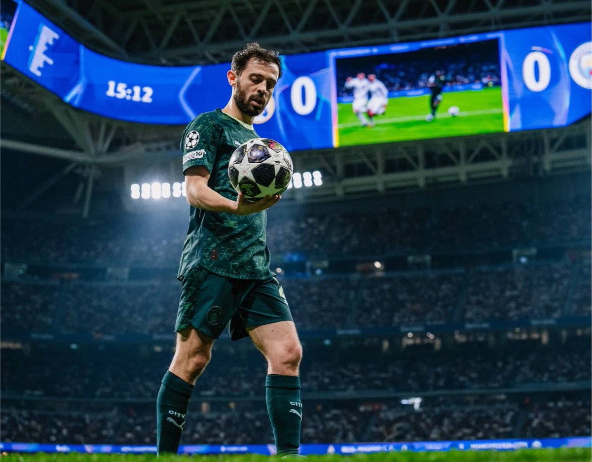 Madr7dismo's tweet photo. 🚨 Bernardo Silva: “He jugado contra el Real Madrid tantas veces, y la verdad es que sientes  la grandeza y lo increíble que es este club, lo grandioso que es jugar en el Bernabéu.”

“Es un PRIVILEGIO un SUEÑO jugar para el MEJOR club en la historia del fútbol, porque sus títulos lo demuestran.»
