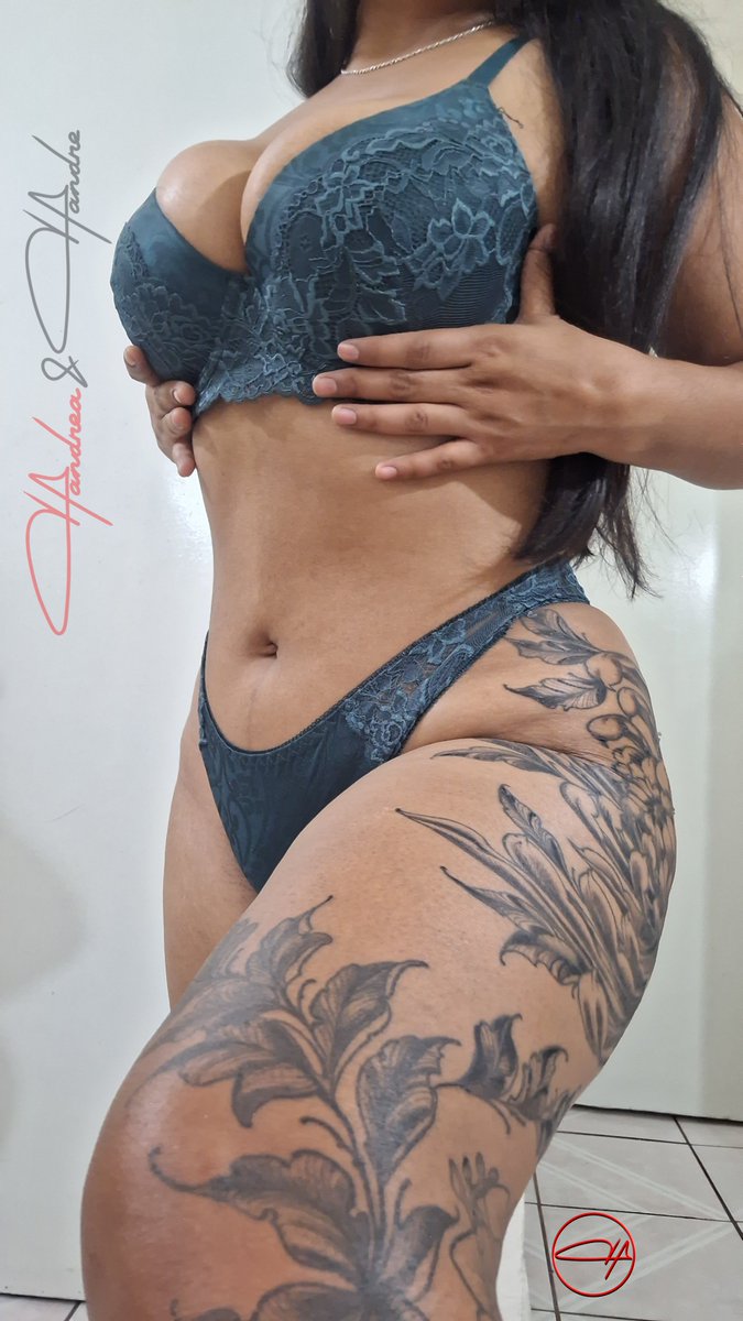 handreayhandre's tweet photo. Quien me va a quitar esta lencería?😈 tengo permiso de salir sola🔥 
Like, 🔃🔃🔃, comenta y manda dm😏 si quieres salir conmigo a solas😉😘 https://t.co/0QrOOywvyP