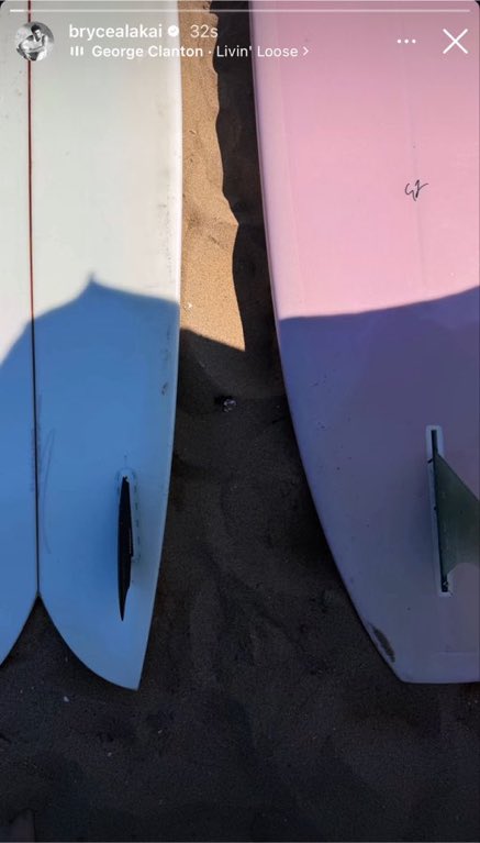 shipxluv's tweet photo. bryce had to let it be known it is pink 😭😭 yall better stop playing with him https://t.co/oxslXVW1Cw