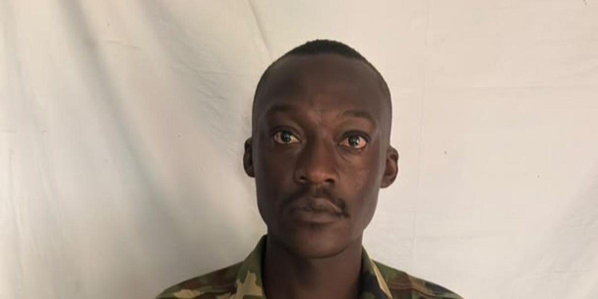 instablog9ja's tweet photo. Nigerian Soldier Arrested After Begging TikTok Influencer for Money While in Uniform, Saying, “I Haven’t Eaten” https://t.co/XV4lSgKKgJ