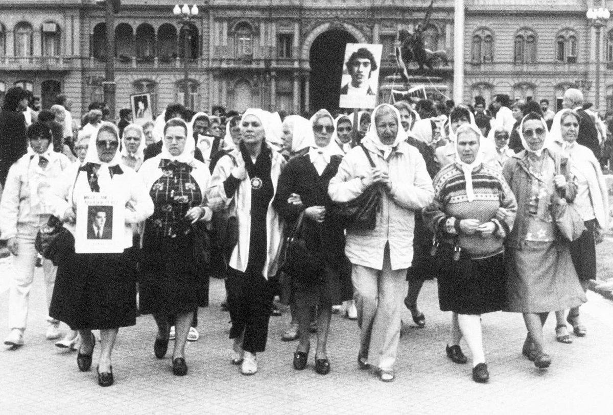 lulasalomone's tweet photo. literalmente las mujeres argentinas: https://t.co/5VsgQULRKW