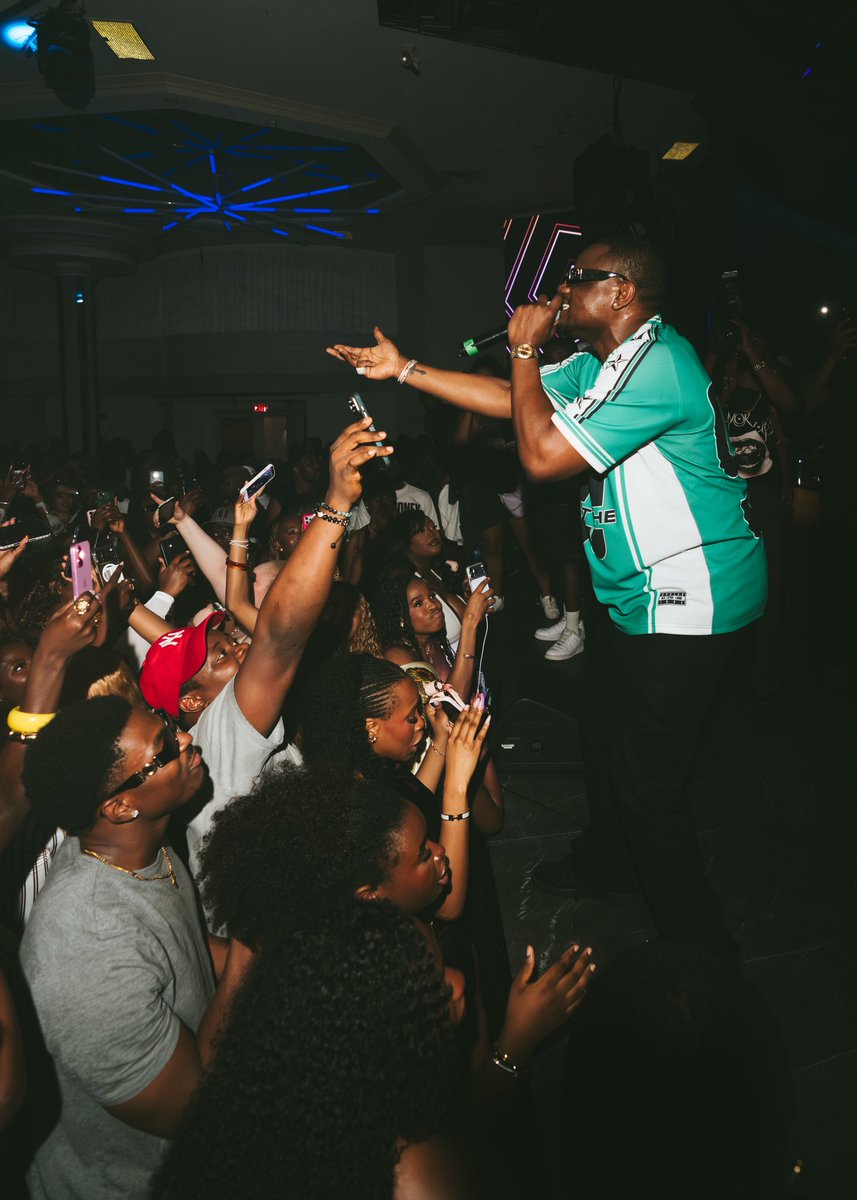 DJ_TUNEZ's tweet photo. OGBAFIA DEY FOR TORONTO! https://t.co/790TQxUIqP