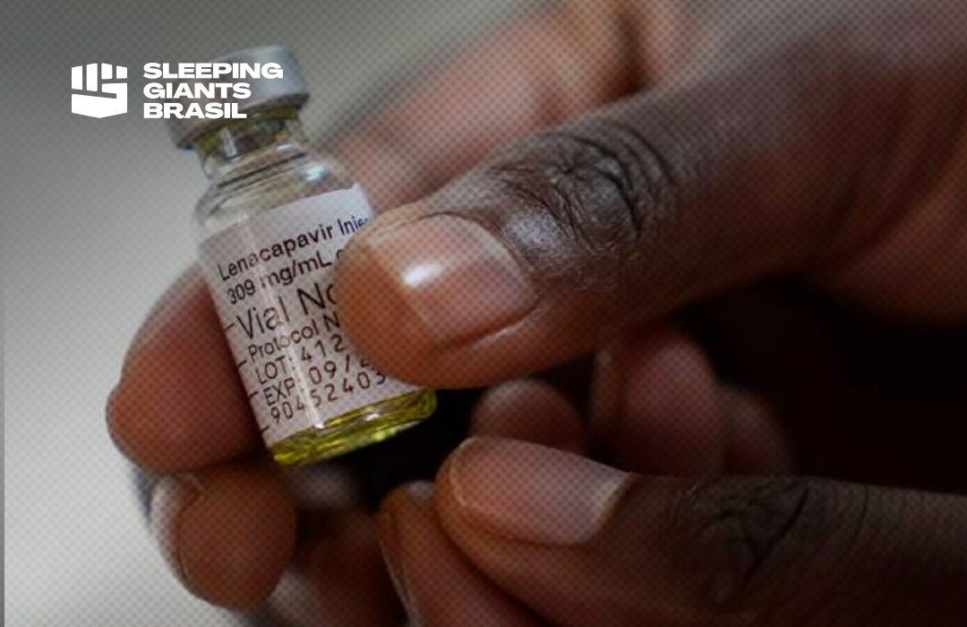 slpng_giants_pt's tweet photo. 📢 A farmacêutica Gilead Sciences recusou a proposta do Brasil para vender o lenacapavir, injeção semestral contra o HIV, por 400 dólares.

O valor é 10 vezes maior do que os praticados em países como Tailândia, Indonésia e África do Sul, que têm população e economia semelhantes às do Brasil.

Entidades da sociedade civil cobram firmeza do governo ao negociar com a empresa farmacêutica que detém o monopólio do remédio.

“É inaceitável que inovações tecnológicas, como no caso do lenacapavir, não sejam acessíveis a quem mais precisa”, afirmou Eduardo Barbosa, coordenador do Movimento Paulistano de Luta contra a Aids (Mopaids).

Fonte: Folha SP / Agencia aids