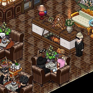 SOFIAPOHE_'s tweet photo. Tres divas, una corona que no existía y demasiada confianza en nosotras mismas. El resto es historia...✨️

Ya casi el superbowl de las Girls 🎀

#Habbo #HabboEs #Mafia #MissUniverseChile https://t.co/Fl8brQ0t7J