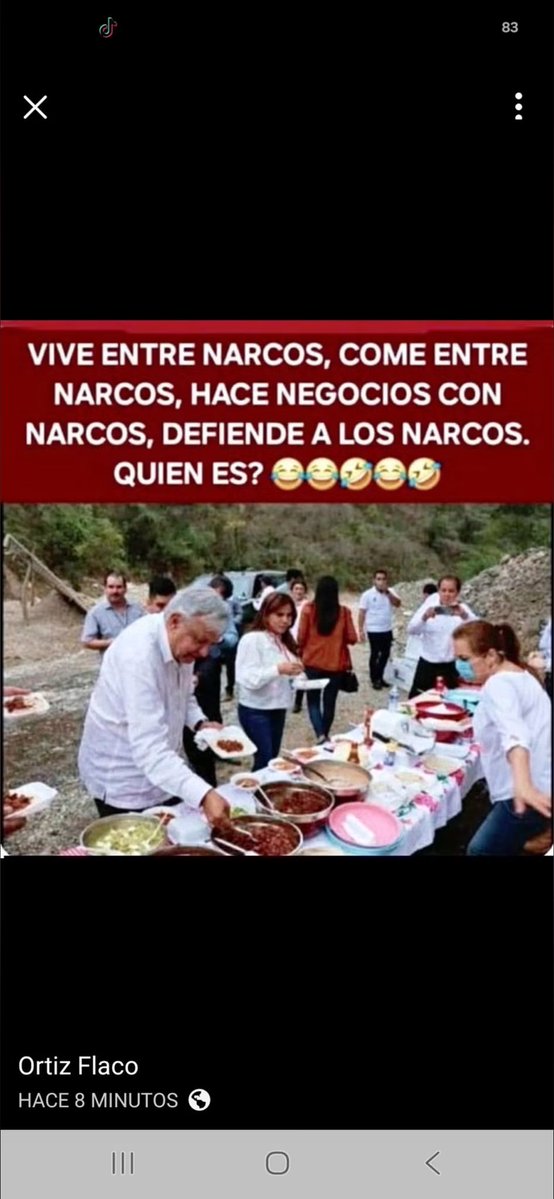 casanovastuder's tweet photo. MÁS CLARO NI EL AGUA COMIENDO TACOS EN BADIRAGUATO CON LA MAFIA Y LOS NARCOS. EN LA PARTE DE ATRÁS ESTÁ EL EL HERMANO DEL CHAPO GUZMÁN. Y APARTE DE ESO LE REGALAN SU COCA PARA QUE SE LA META POR LA NARIZ. SIGANME Y LOS SIGO https://t.co/SkdKv6h8NZ