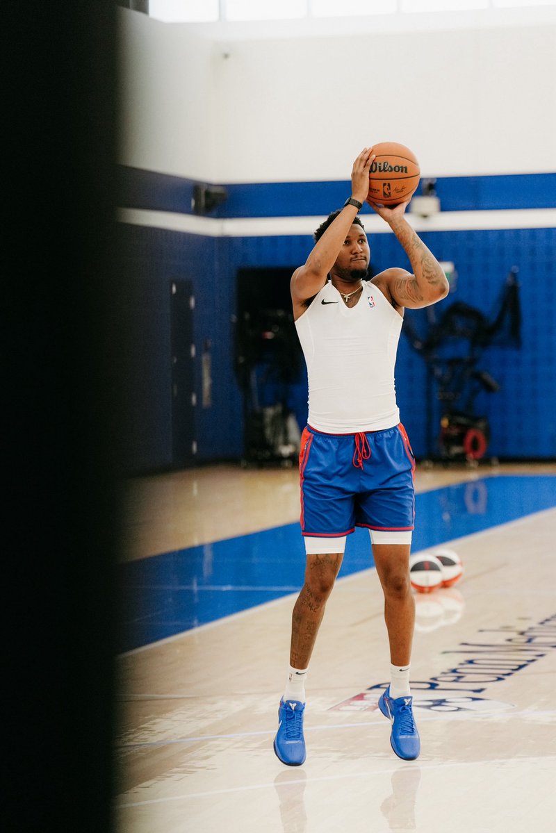 sixers's tweet photo. the boys are 🔙 in town. https://t.co/PAPlCvS4cT