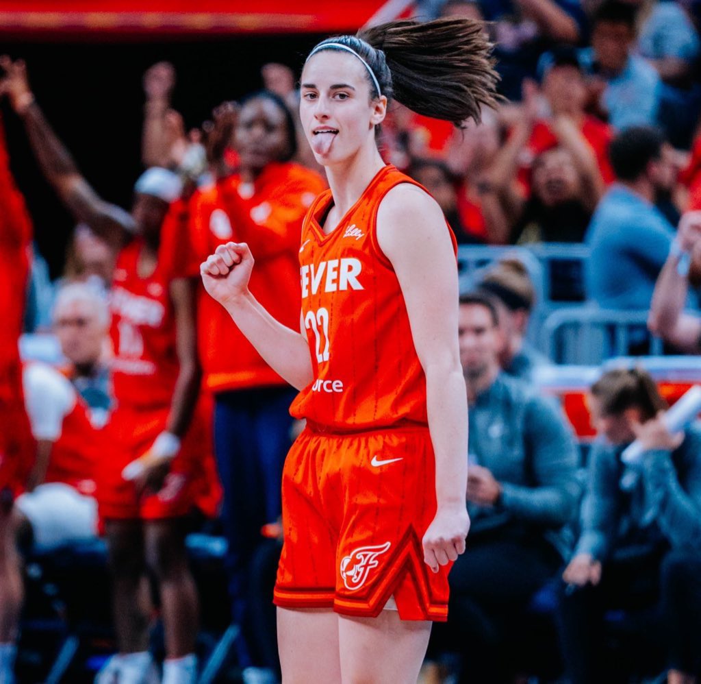 CClarkReport's tweet photo. WNBA players to average 20+ PPG and 8+ APG over a 10 game span

Caitlin Clark: 21 times
Everyone else: 0 times https://t.co/xmyzI9kqml
