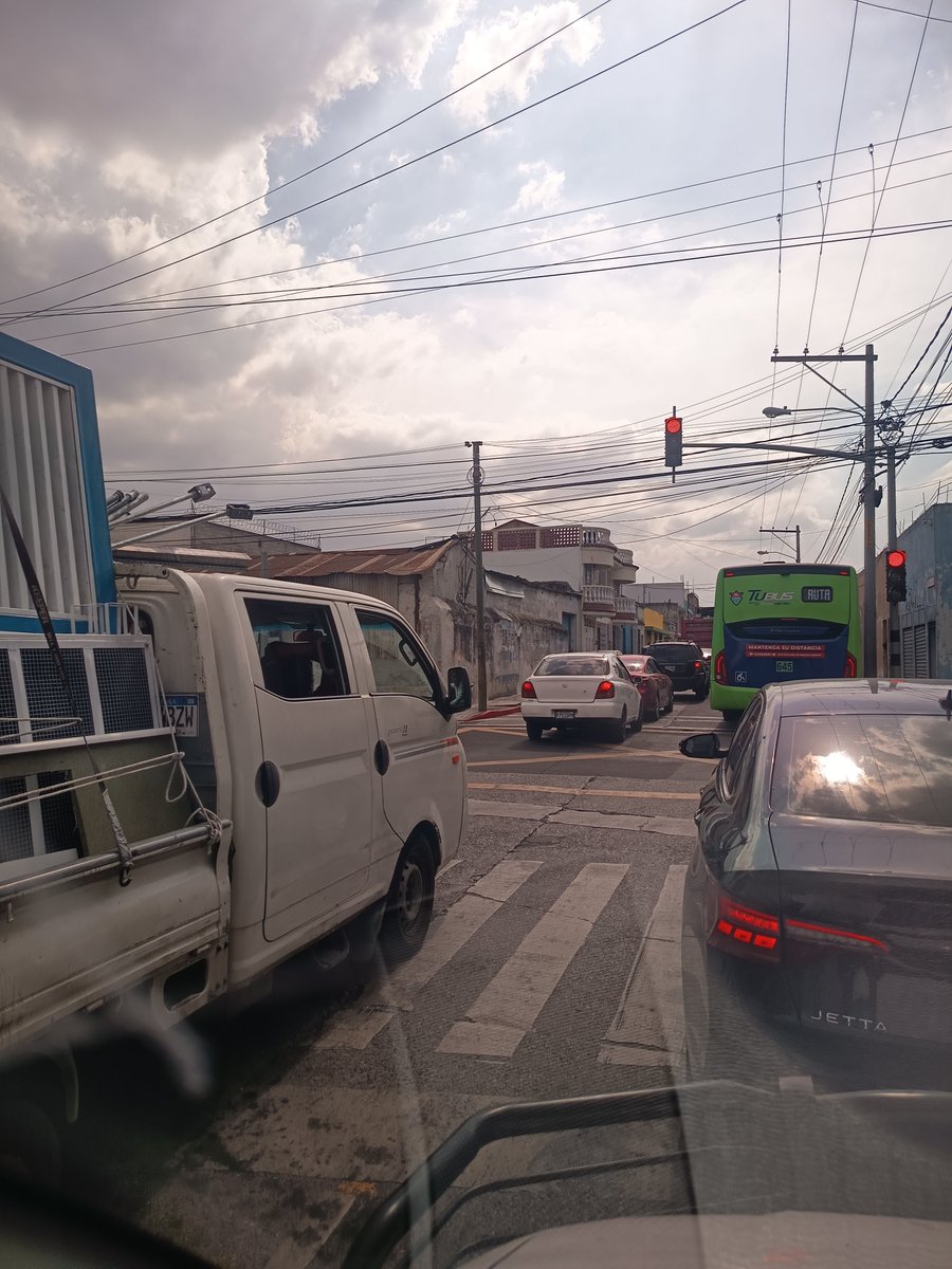 Bordando1's tweet photo. Y ahora que Pu.......... En la ciudad de los Arzú #traficoduro @marvindelcid @Sonny_Figueroa @pmt https://t.co/fyV9eh2ZrS