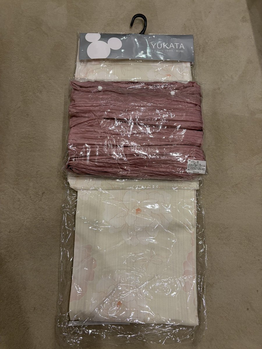 disney__pit's tweet photo. マリーちゃんの浴衣
5000円で買い取りしてくれる方いませんか？
#ディズニーストアくじ
#ディズニーストア
#ディズニー代行 https://t.co/BERCzNsuiw