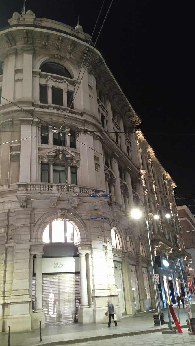 DinaDice78's tweet photo. #authentic_moments #Italy  #real_time #Italia_autentica #authentic_Italy https://t.co/EgFvh3OhnS