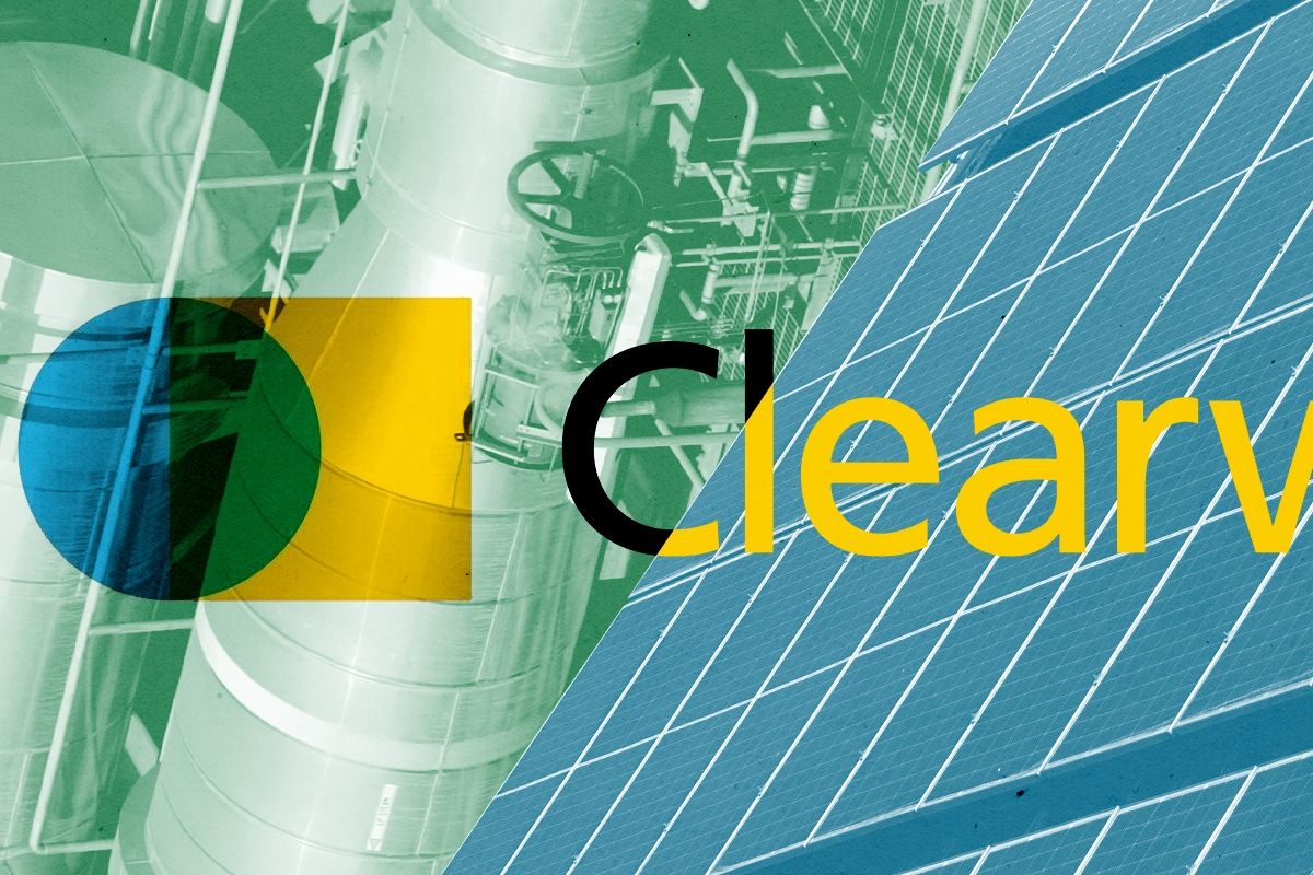 SolarFred's tweet photo. Scoop: Clearway Cancels Plan to Swap Solar Farm for Data Center and Gas Plant #energysky -- via Heatmap News https://t.co/PLnfgZMv66 https://t.co/cY7iPHBIvU