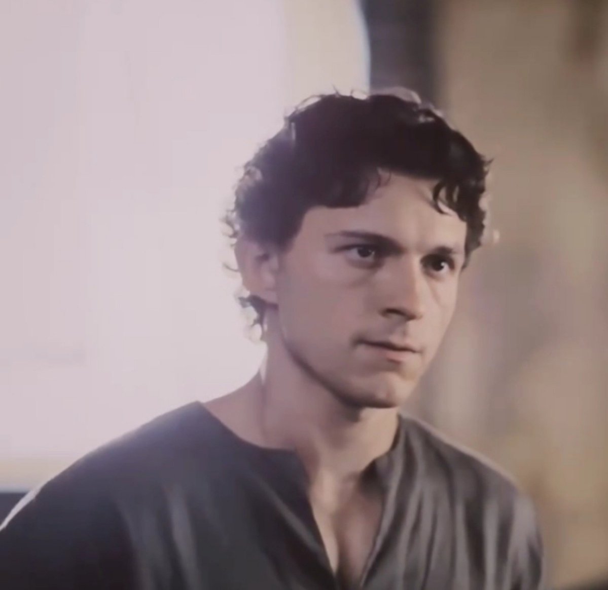 petertingIe's tweet photo. he's so hot in the odyssey i'm foaming in the mouth https://t.co/7t5mSBbTky