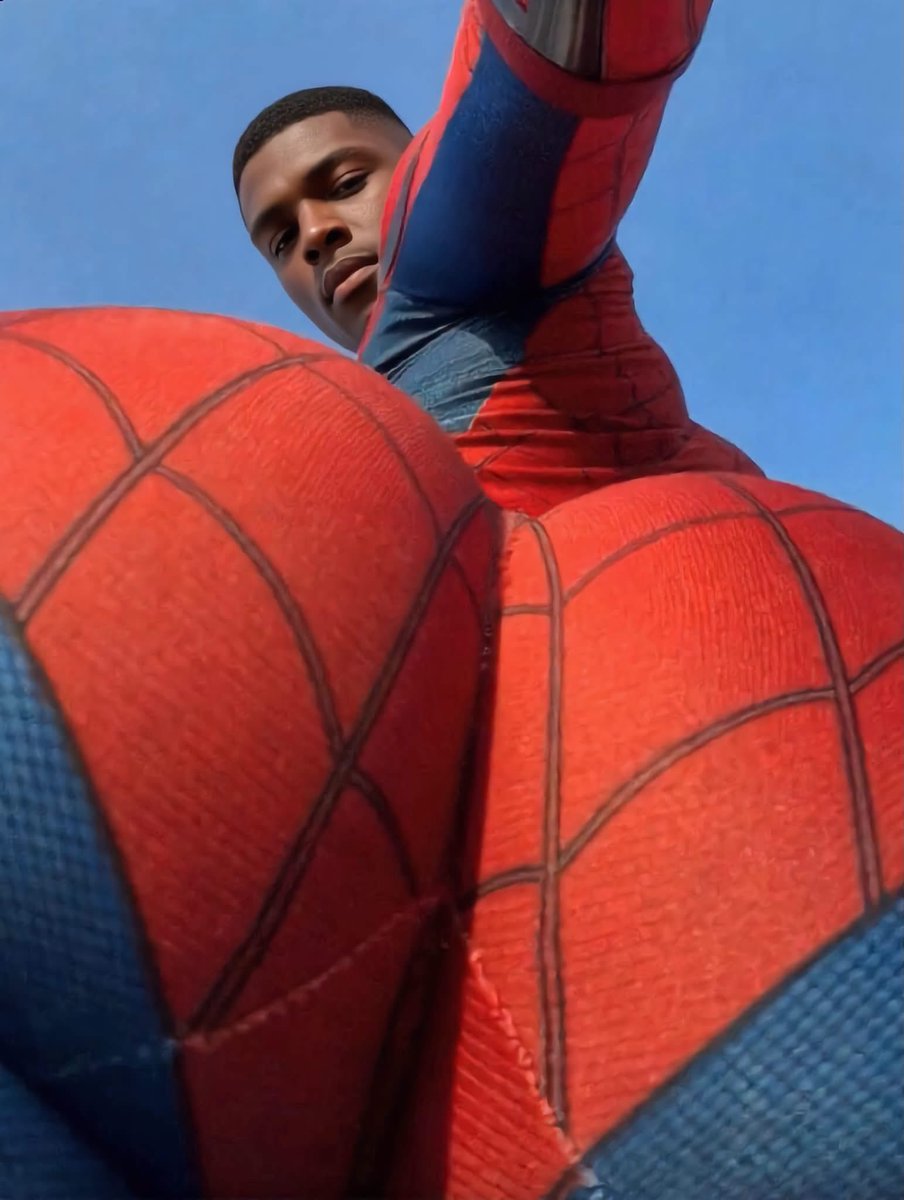 jeromealltop's tweet photo. The spider-Man movie I want see https://t.co/gqsKCOD8eX