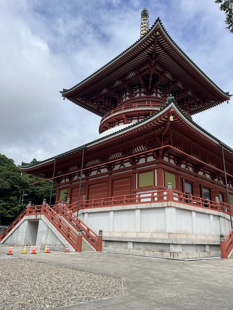 wa_yasuhiro's tweet photo. 朝活1876日目

おはようございます☀
 #朝活 #鍼灸

昨日は成田山新勝寺へ
参拝してきました。

うなぎを食べるなんて
大人になったなぁと思いながら
成田山の参道付近はうなぎ屋さんが沢山

また新勝寺に来た時は
他のうなぎ屋さんも行きたい😳

皆さんも良い一日をお過ごしください☀️ https://t.co/tZ2AxP0ZBn