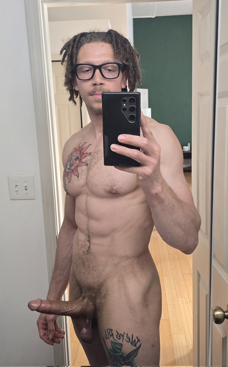 unicornhorn48's tweet photo. Brought you some dinner, hope you don't mind beef https://t.co/jk2ti1GmTk