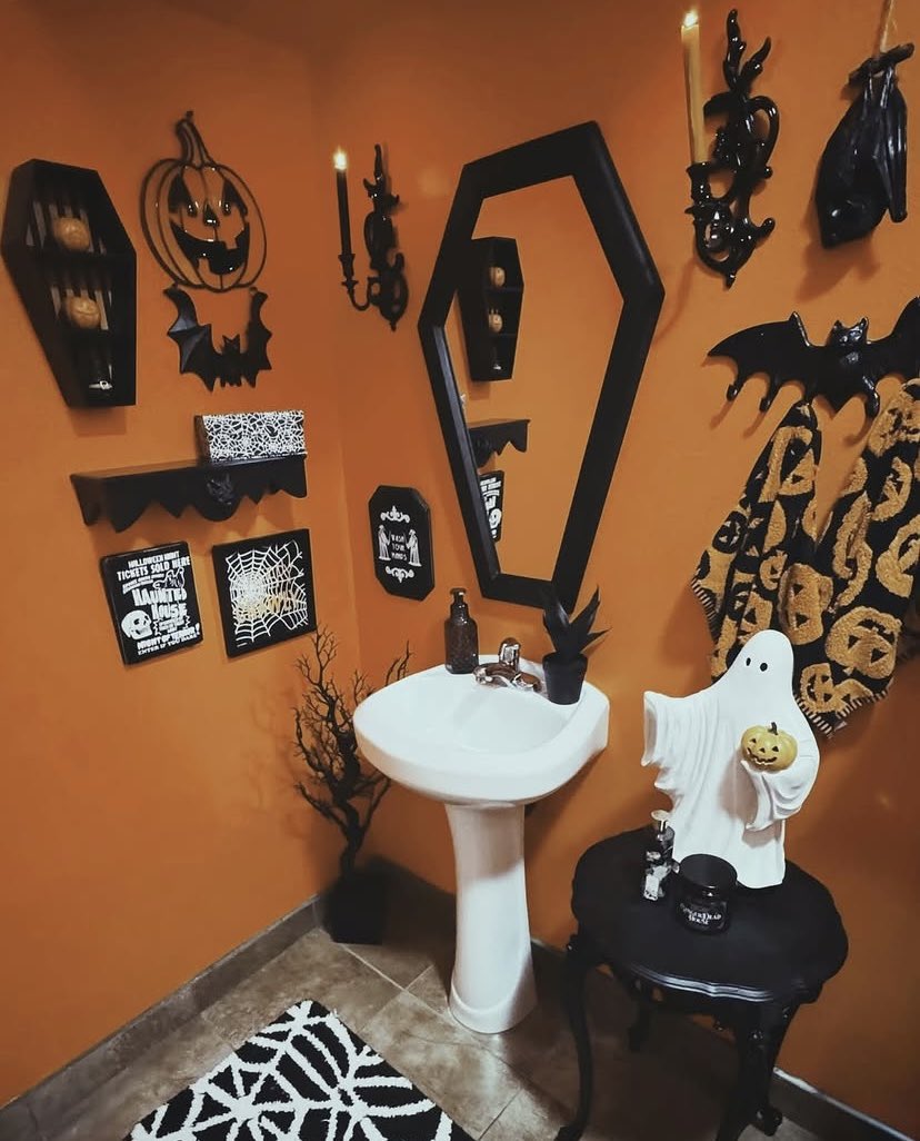 therlwrites's tweet photo. Who tf would love this? 🙋🏽‍♂️ https://t.co/GJR7m6PFsM