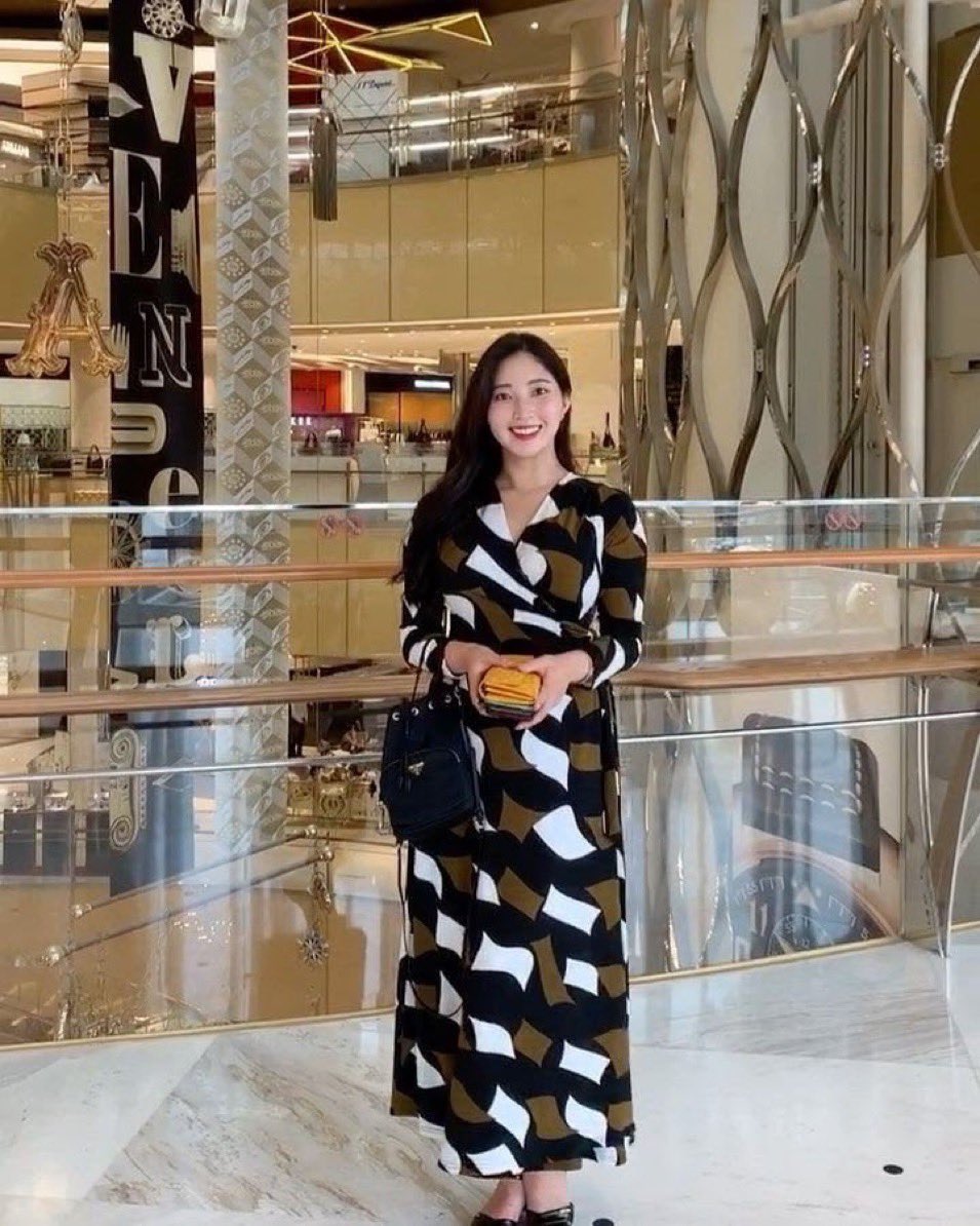 ji_woo_x's tweet photo. Be the kind of soul that leaves people feeling lighter than when they found you. That’s a legacy worth building. 🤍 https://t.co/2SHsSdXKyx