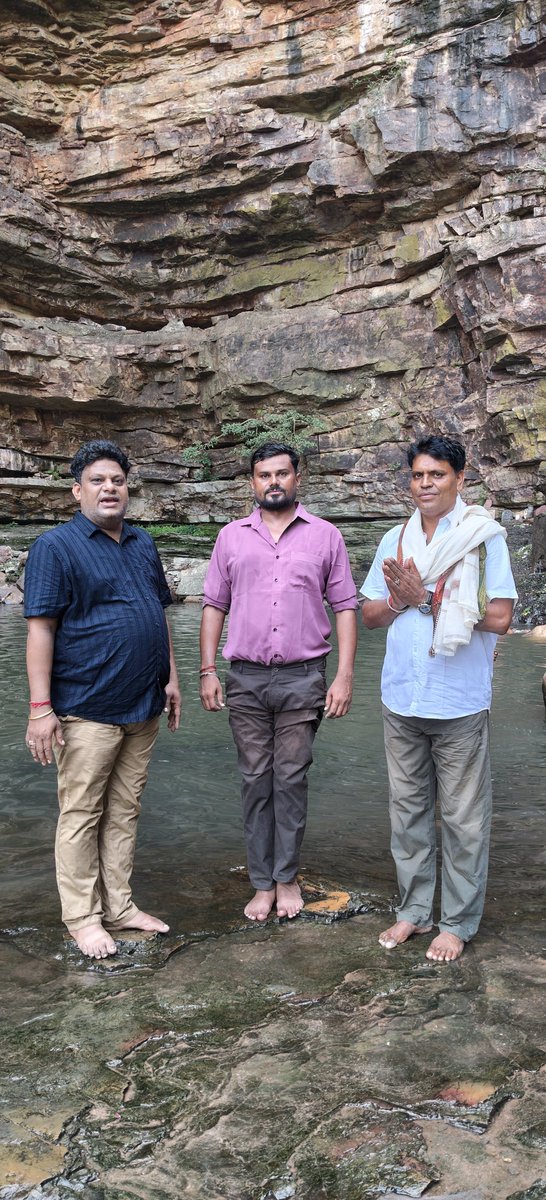 ManishMeenaINC's tweet photo. आज सावन मास के प्रथम सोमवार को रामेश्वर महादेव जी दर्शन किये https://t.co/7k1DaAtmHi