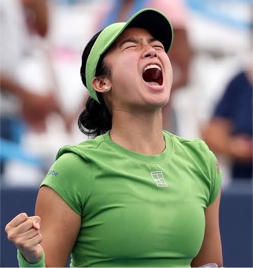 tj_canino's tweet photo. 🚨HISTORY MADE: ALEX EALA WINS HER FIRST-EVER WTA 500 TITLE! 🇵🇭🏆

FILIPINA TENNIS SENSATION ALEX EALA UPSETS WORLD #3 🇺🇸JESSICA PEGULA IN THREE SETS TO CAPTURE HER MAIDEN WTA 500 CROWN, 6-4, 4-6, 0-6!

A historic day for Philippine tennis. ❤️🥹🇵🇭 https://t.co/Yxm72af4Ke