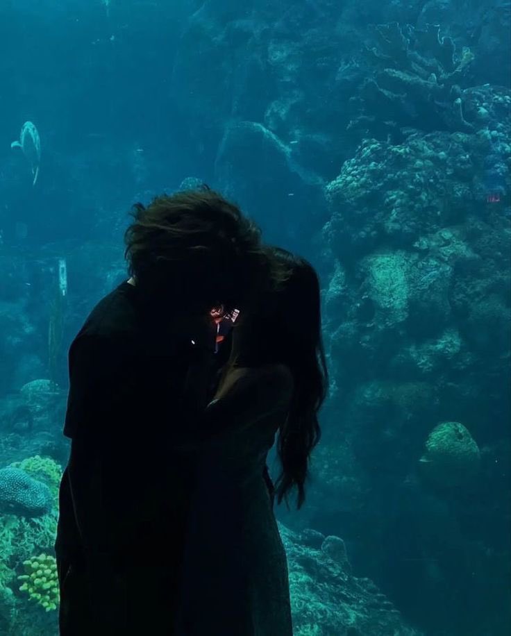 necropuppygf's tweet photo. went to an aquarium n see lots of fishies with the most magical, handsomest bestest boy ever https://t.co/VI1sCtT20Y