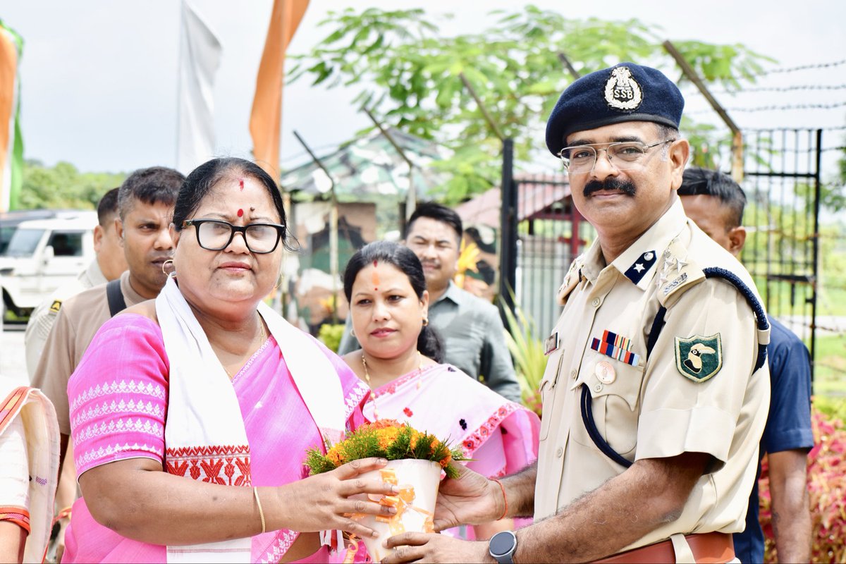 37BnSSB_INDIA's tweet photo. Jai Hind 🇮🇳
On 03 Aug 2026, the Interlocking CC Block Road from Dhula Niz Shyamabari PWD Road to 37 Bn SSB Camp, constructed under MGNREGA 2025–26, was inaugurated by Hon'ble Minister Smt. Nilima Devi, Government of Assam. https://t.co/xS0nP5R548