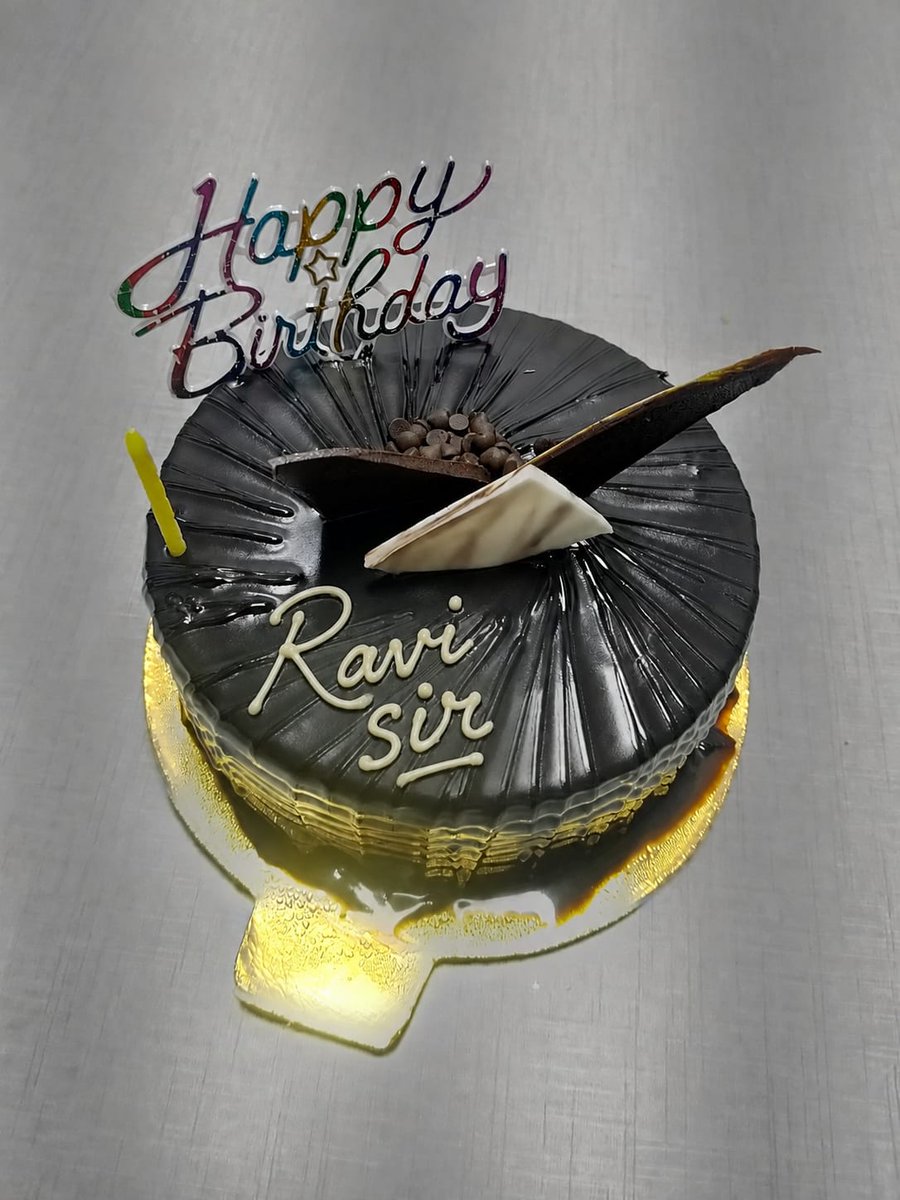 dcnetindia's tweet photo. π Cheers to another year of success, smiles, and new milestones! Happy Birthday, Mr. Ravi! πβ¨ Wishing you happiness, good health, and continued success.
π₯³#HappyBirthdayRaviSir #BirthdayCelebration #TeamDCNET #DCNETIndia #OfficeCelebration π https://t.co/qHgsVQli4w