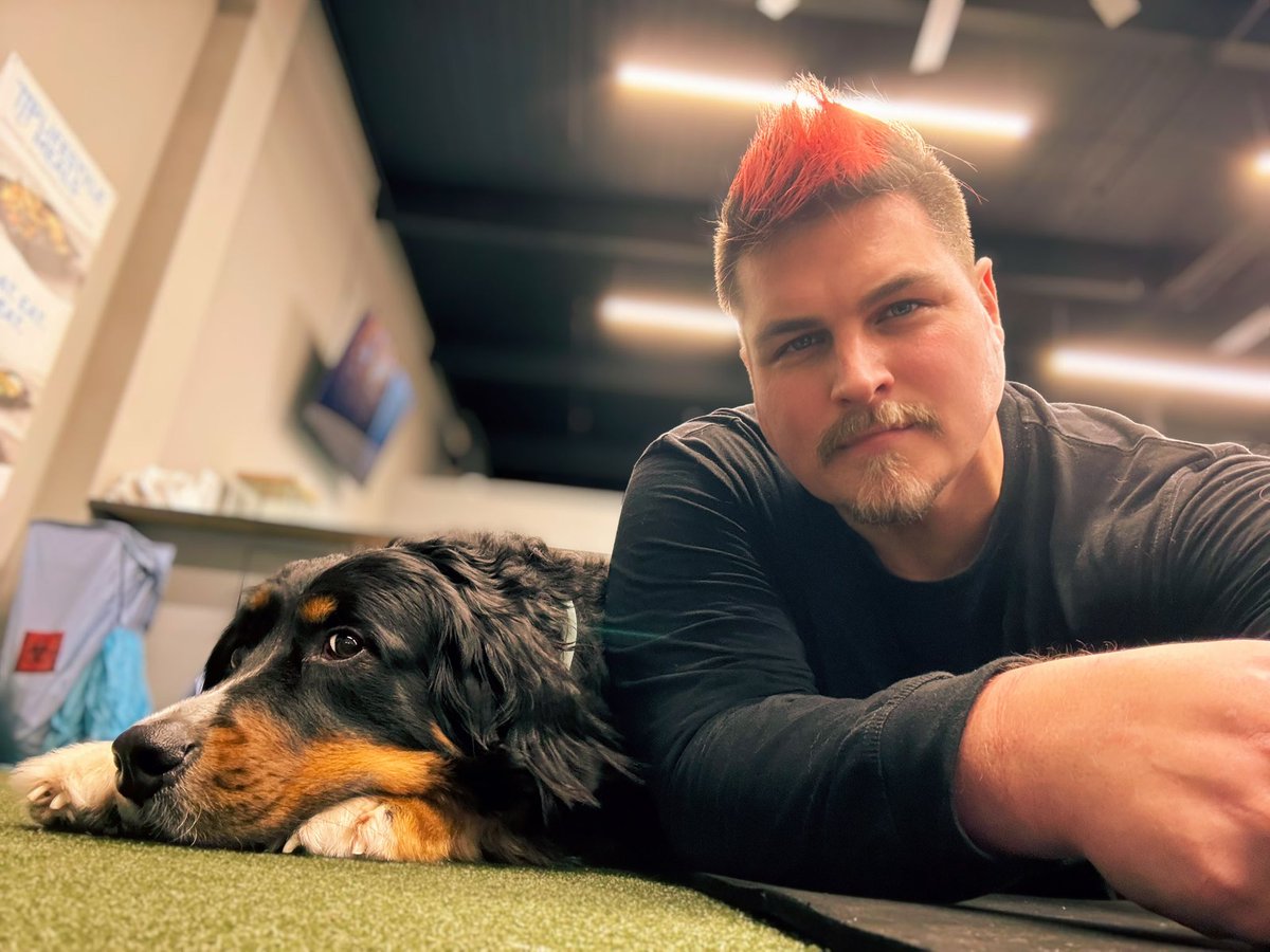 TheOnlyRyann's tweet photo. 🟥 [LIVE] First our Morning
Coffee/Breakfast chat☕️ 

Welcome to the start of a brand new day of changing our lives!

You’ll join me as we workout, travel and eat healthy. First Goal? Road to 400lbs STARTS NOW!

🔳 #Twitch / #YouTube x TheOnlyRyann https://t.co/nwOZ2VdbEv