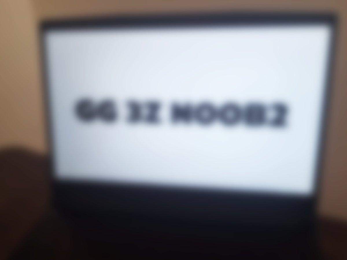 lenovofr's tweet photo. @SofiaMirabelle À une lettre... on t'aide https://t.co/8sGoooz8Np