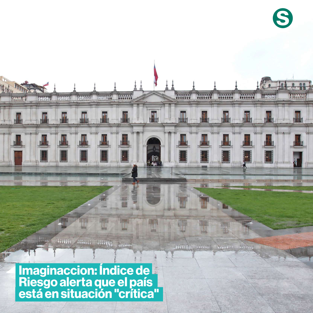 La_Segunda's tweet photo. Chile alcanzó su peor nivel en el Índice de Riesgo Político de Imaginacción. El informe alerta que la incertidumbre podría alejar inversiones, favorecer opciones populistas y hacer que el país pierda la imagen de estabilidad que mantuvo por décadas. 👉 https://t.co/E62wfcQW0V https://t.co/7vMSHxn0rJ