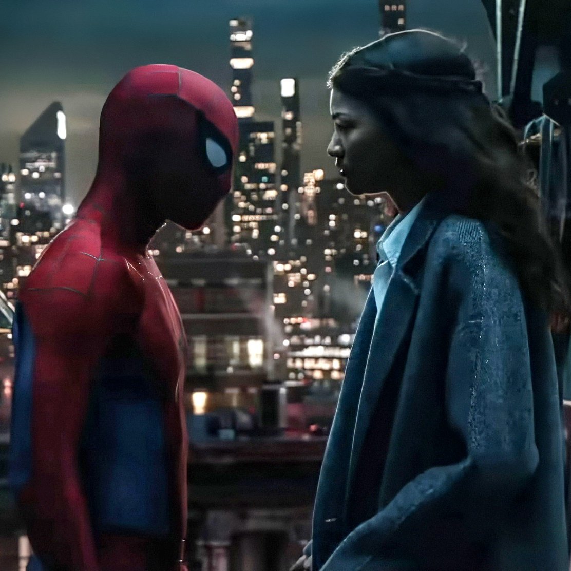 Variety's tweet photo. #SpiderManBrandNewDay broke the record for biggest opening weekend in history with $360 million.

"Superhero movies have to feel fresh," says Sony Pictures boss Tom Rothman. "The glut of all those movies has  made it even more important that they separate themselves in terms of  quality. If you’re just taking the obligatory steps, the audience is  less excited. You have to work against predictability. 'Brand New Day' is emotionally led, so it  feels different."

https://t.co/ArKFfuB4PI