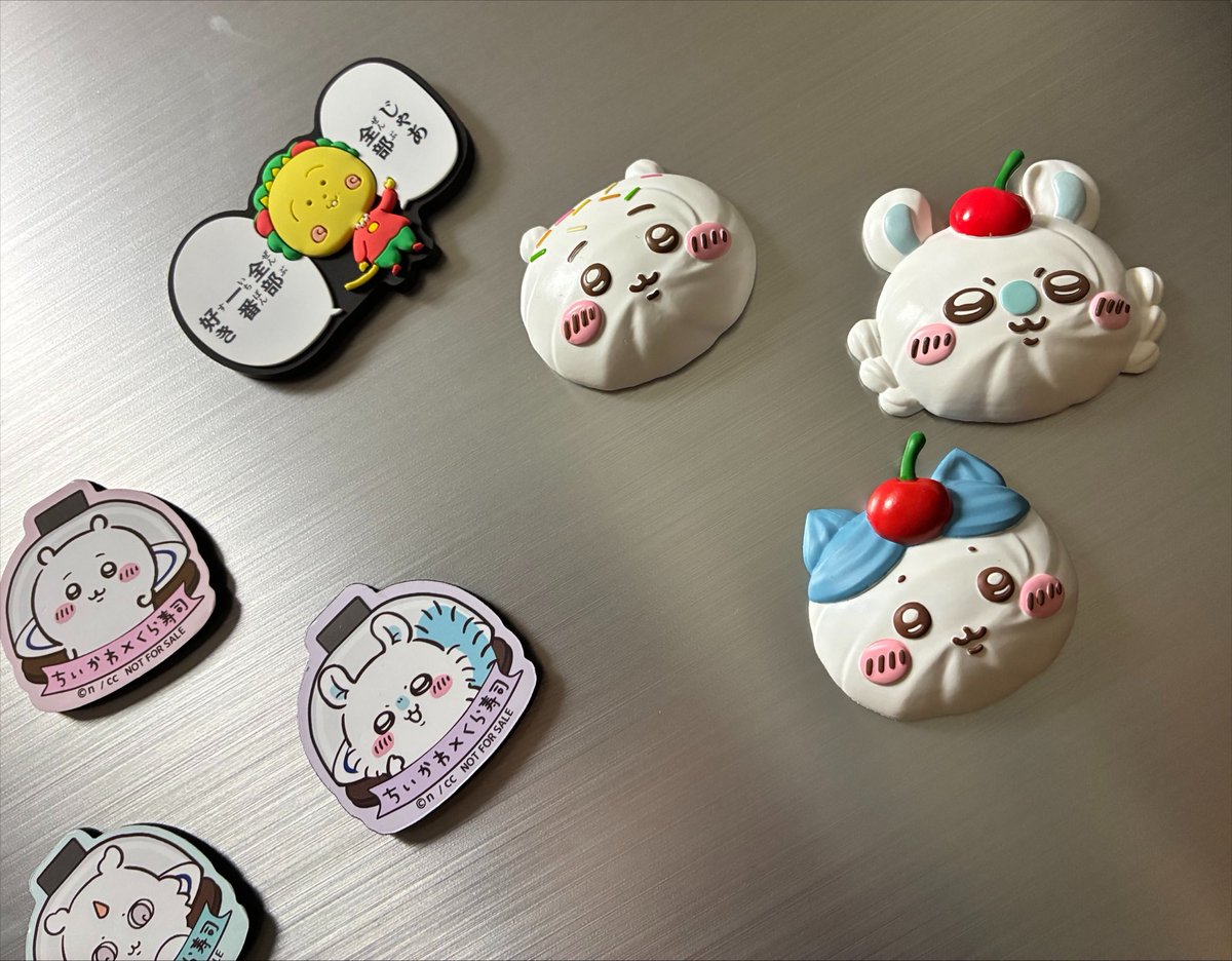 s_617by's tweet photo. 12個かってやっとハチワレ出た😭あの子以外コンプ…アート作りたいのにメルカリ発送に追われている💦 https://t.co/0UMg1ABCtm