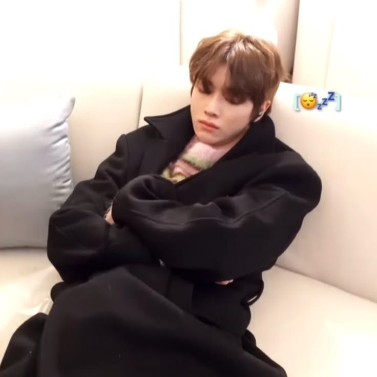 nananekonie's tweet photo. เค้ง ๆ คับอ้วล 💤😴 https://t.co/Nc8xjBDucC