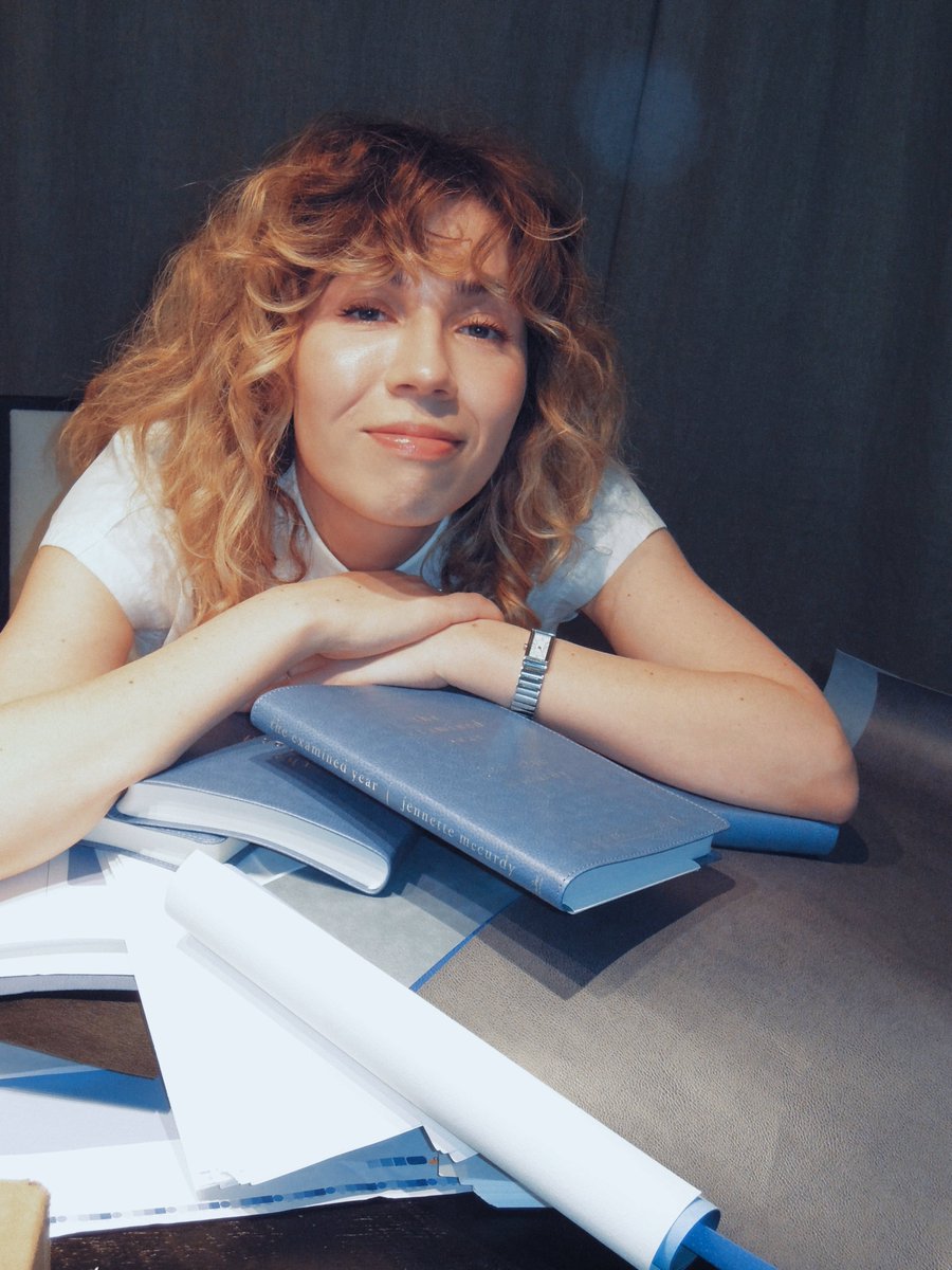 jennettemccurdy's tweet photo. i'm so excited to announce that my third book, the examined year, will be out december 8th !! 

to anyone who's ever picked up one of my books, come to one of my tour dates, supported my writing in big and small ways - you've helped give me the life i always dreamed of living. and now i want you to have yours. 

the examined year is a guided journal i created to help you identify your core values, build goals that honor those values, and take honest stock of your life month by month and season by season, pivoting accordingly as you gain insight and learn more about yourself. 

i've designed every piece of this journal with you in mind. literally every piece, inside and out. i went through countless drafts, pressure-testing every prompt and passage. 

i went through dozens of vegan leather samples, paper options, fonts, and layouts to make sure each aesthetic detail was of the utmost quality.

ultimately, i wanted every piece of this book to be substantive, beautiful, calming, and helpful to your self-discovery.

we're going to reflect. we're going to learn about ourselves. and we're all going to write this one together. 💙

the examined year - out december 8th

preorder now at the link in my bio