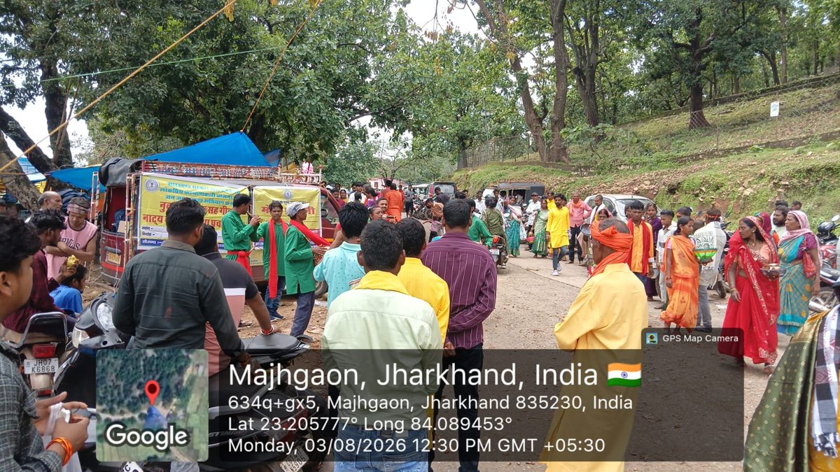 AlmaMaterOrg's tweet photo. Today, the streets of #tanginathdham #dumari #gumla #Jharkhand came alive with a powerful Street Play cum Cultural Program! 🎭

Our Goals:
✅ Spreading awareness about vital Government Schemes.
✅ Teaching crucial safety tips to combat Snake Bites and Thunderstorms.
@DCGumla https://t.co/02kqwfGpbv