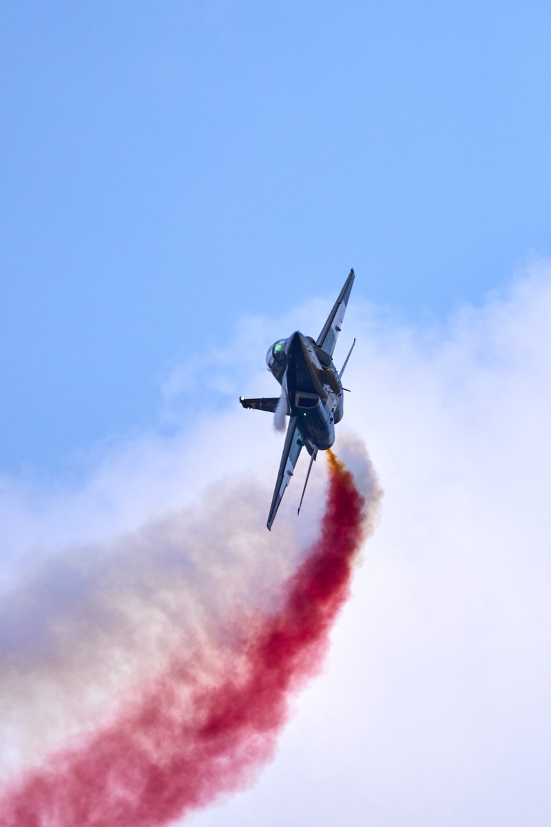 maxwellsdemon27's tweet photo. Farnborough Airshow 2026 
Fursan Al Emarat @fursanalemarat7 
#FIA2026 #airshow https://t.co/fXqthCmh8d