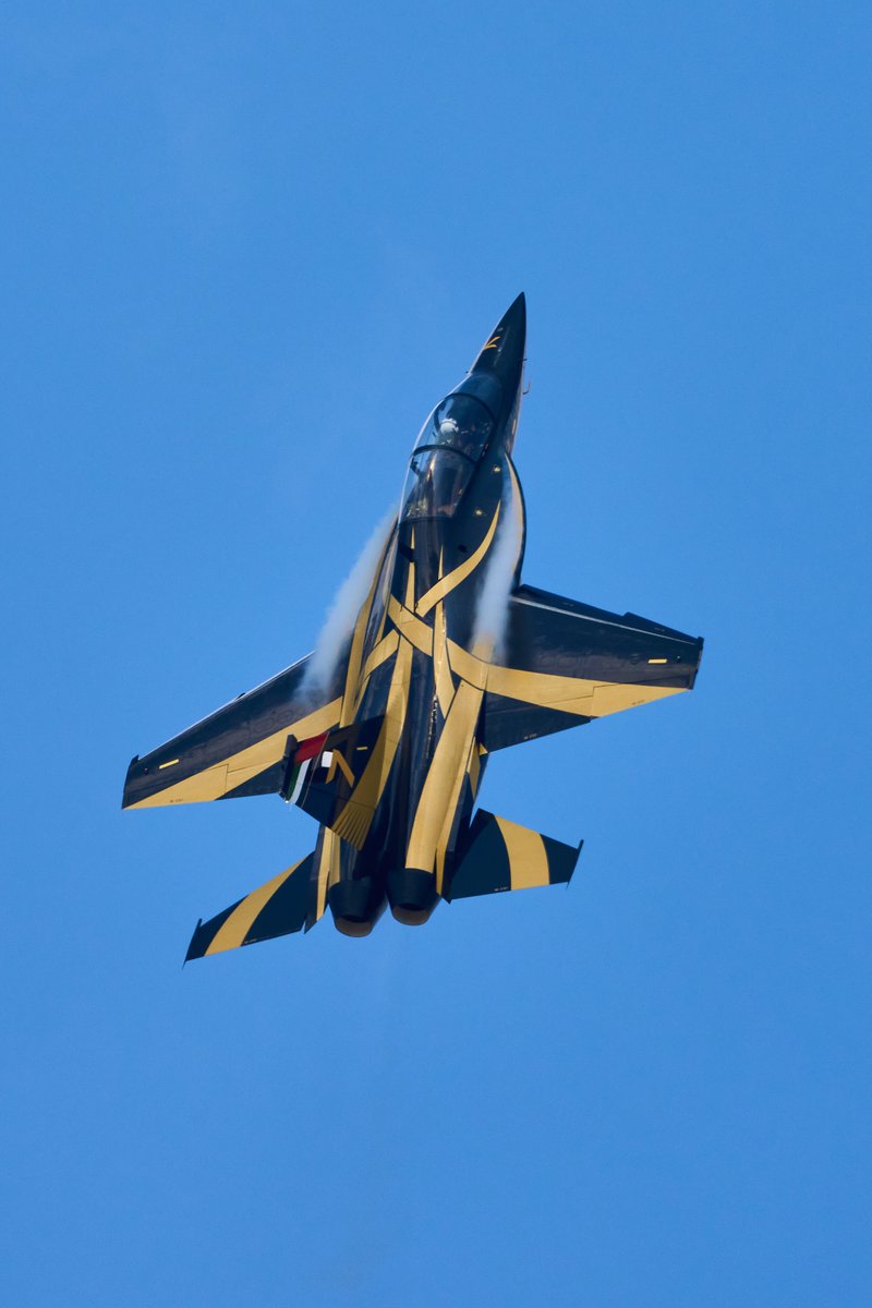 maxwellsdemon27's tweet photo. Farnborough Airshow 2026 
Fursan Al Emarat @fursanalemarat7 
#FIA2026 #airshow https://t.co/fXqthCmh8d