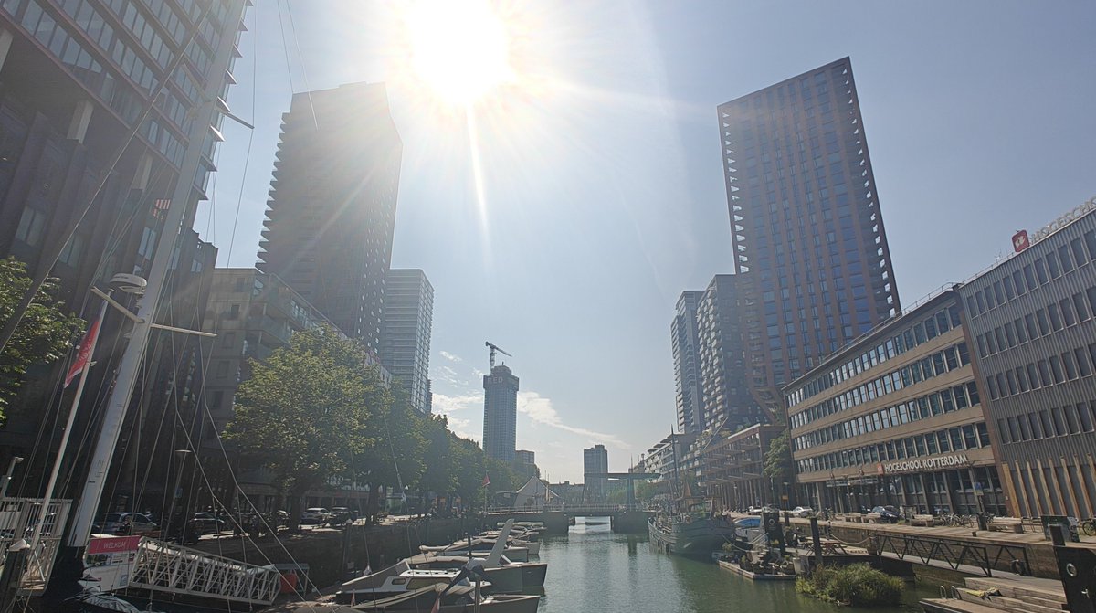 Kooloog_'s tweet photo. Rotterdam photodump~๐๏ธ https://t.co/UTnGtw7tem