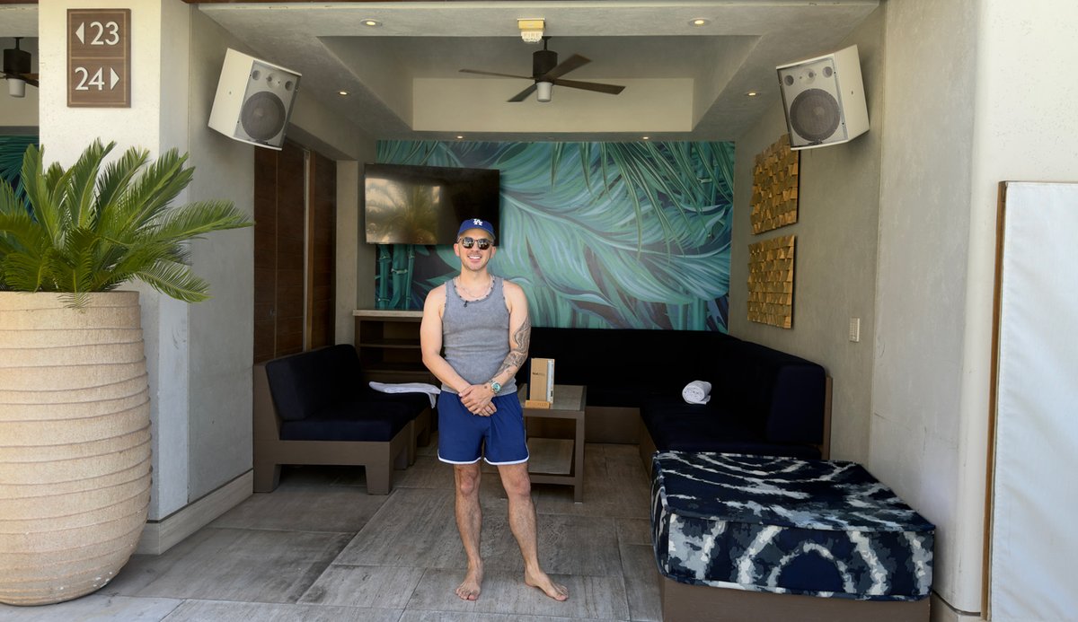JoesDaily's tweet photo. Booked a @Palms Pool cabana for my 40th, expected the usual $35 poolside burger math, and the breakfast burrito was $15 with carne asada and fries in it. Full review: https://t.co/ChSBkvAAG1 #PartyAtPalms https://t.co/kKWSqoOU8w